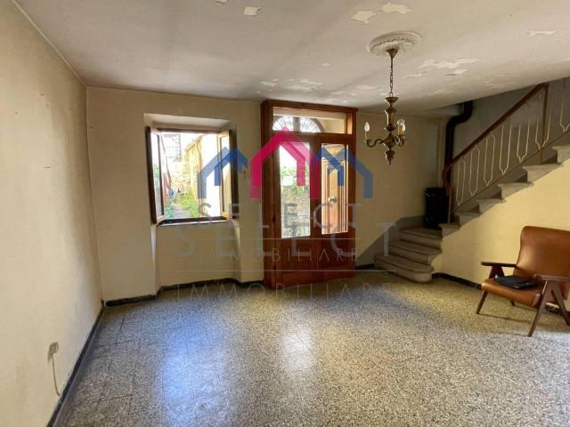 Villa Indipendente in vendita a Unione dei comuni Media Valle del Serchio, Toscana