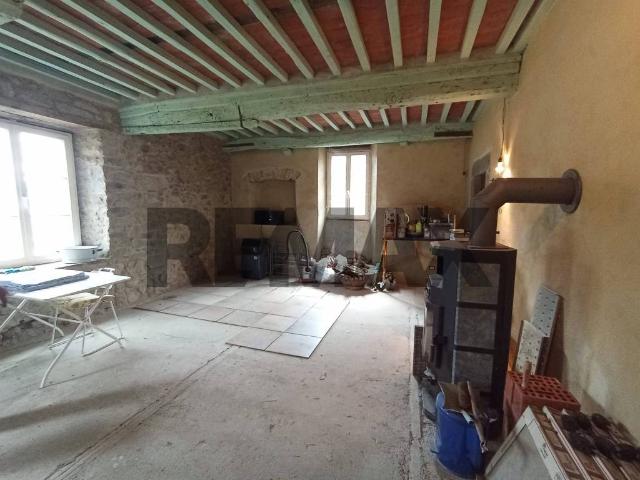 Villa Indipendente in vendita a Unione dei comuni Media Valle del Serchio, Bagni Di Lucca Villa