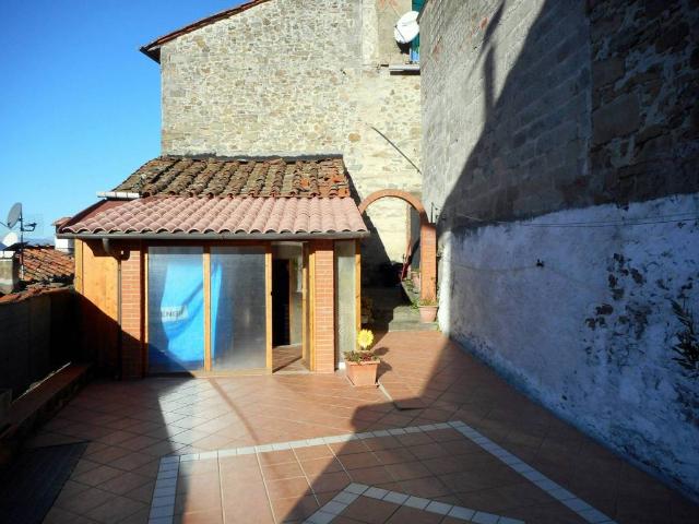 Villa Indipendente in vendita a Unione dei comuni Media Valle del Serchio, Ponte A Serraglio