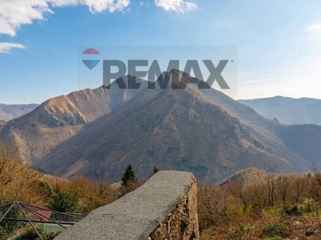 Villa Indipendente in vendita a Unione dei comuni Media Valle del Serchio, Vico Pancellorum
