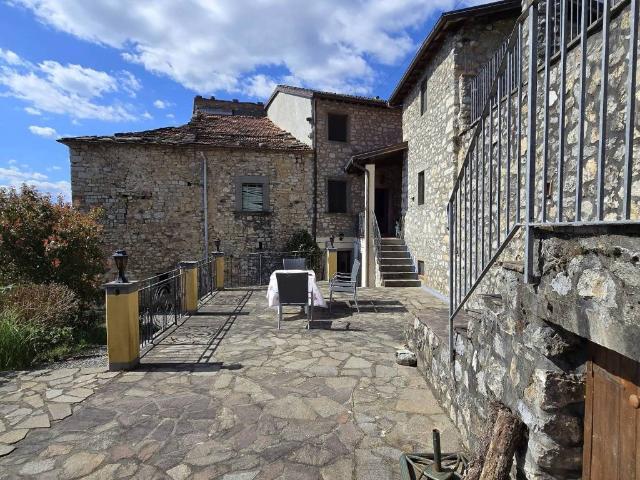 Villa Indipendente in vendita a Unione dei comuni Media Valle del Serchio, Toscana