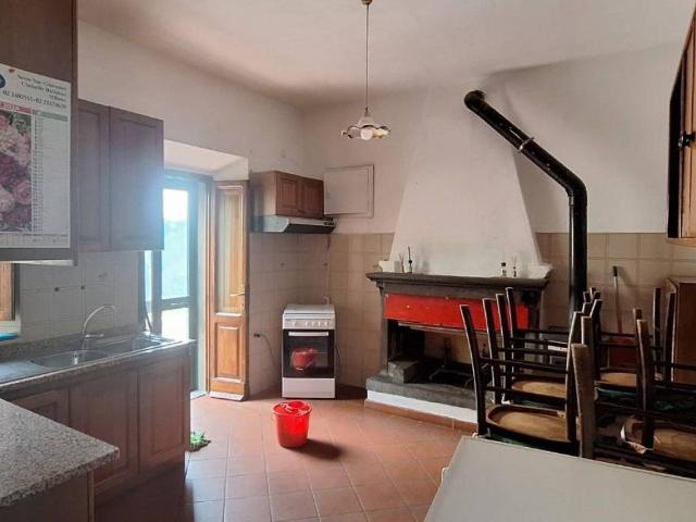 Villa Indipendente in vendita a Unione dei comuni Media Valle del Serchio, Limano
