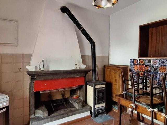 Villa Indipendente in vendita a Unione dei comuni Media Valle del Serchio, Limano