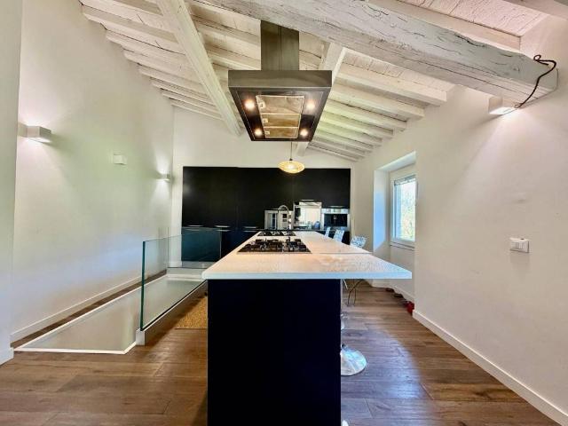 Villa Indipendente in vendita a Fattoria Torre a Cona, Rignano sull'Arno