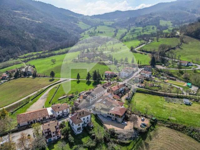 Villa Indipendente in vendita a Bagno Di Romagna, Reggio Emilia