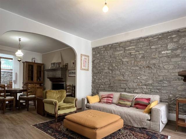 Villa Indipendente in vendita a Bagno Di Romagna, Reggio Emilia