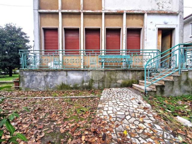 Villa Indipendente in vendita a Ponte Travetti, Bagnolo San Vito