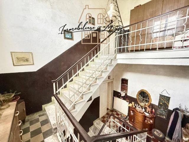 Villa Indipendente in vendita a Unione di comuni Montana Lunigiana, Bagnone