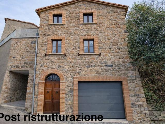 Villa Indipendente in vendita a Bagnoregio, Lazio
