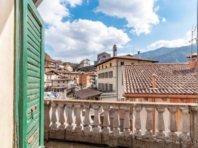 Villa Indipendente in vendita a Comunità montana della Valle Sabbia, Bagolino