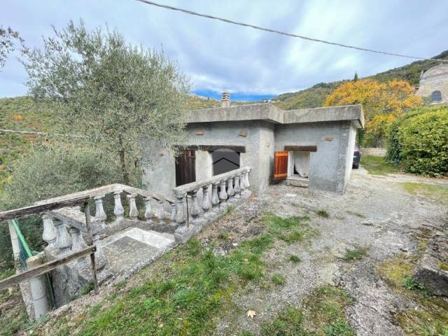 Villa Indipendente in vendita a Bajardo, Liguria
