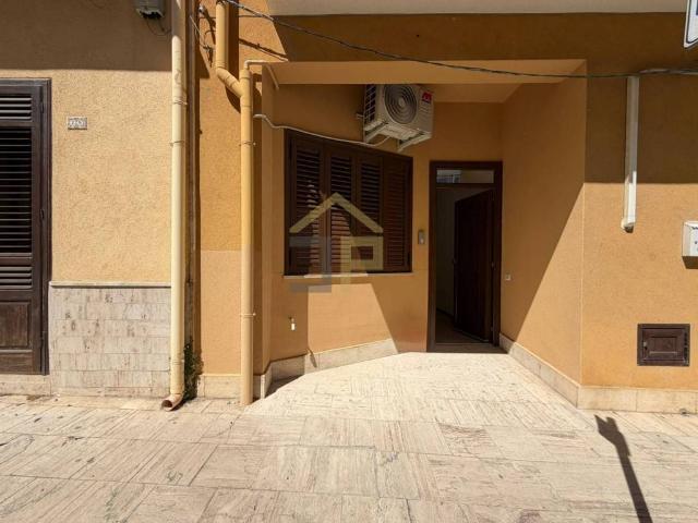 Villa Indipendente in vendita a Balestrate, Sicilia