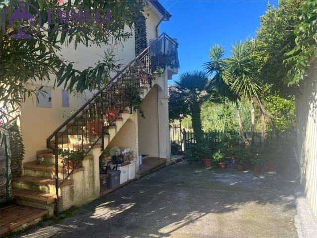 Villa Indipendente in vendita a Balestrino, Liguria
