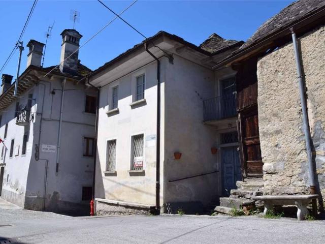 Villa Indipendente in vendita a Bannio Anzino, Piemonte