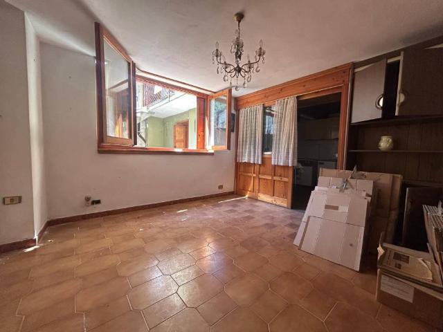 Villa Indipendente in vendita a Bannio Anzino, Piemonte