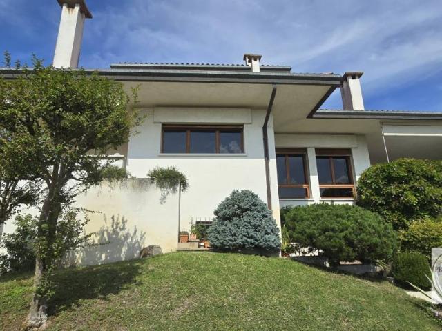 Villa Indipendente in vendita a Baone, Veneto