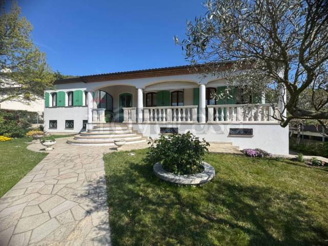Villa Indipendente in vendita a Baone, Veneto
