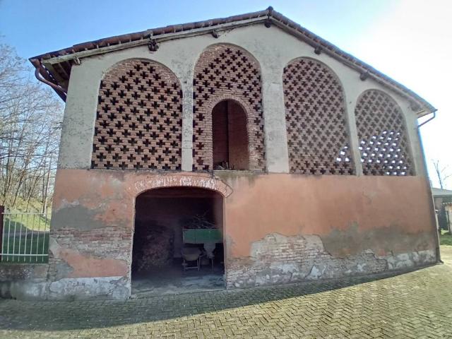 Villa Indipendente in vendita a Barbianello, Lombardia