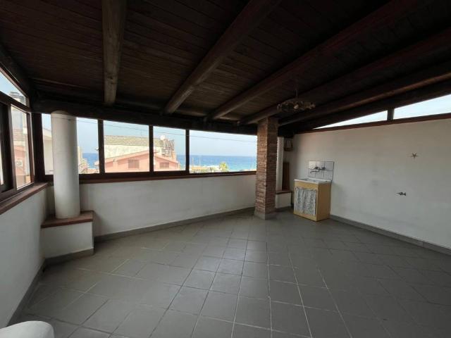 Villa Indipendente in vendita a Barcellona Pozzo Di Gotto, Sicilia