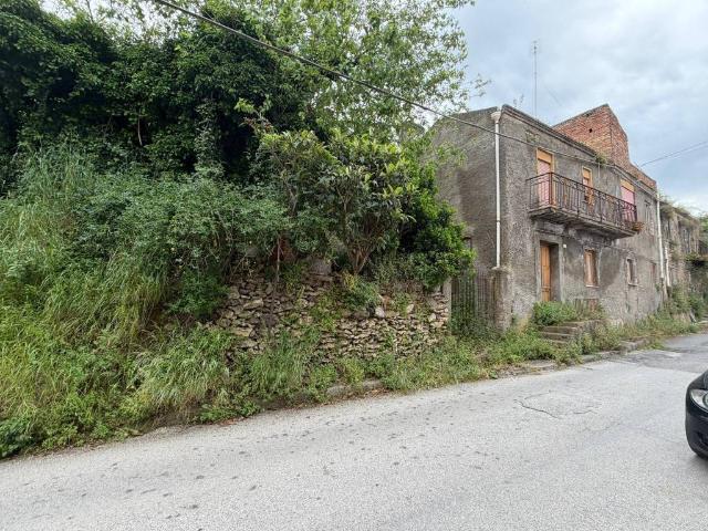 Villa Indipendente in vendita a Cannistrà, Barcellona Pozzo Di Gotto