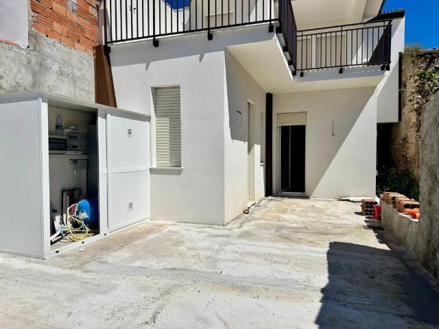 Villa Indipendente in vendita a Catilli, Barcellona Pozzo di Gotto