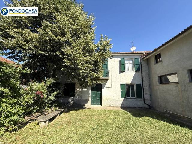 Villa Indipendente in vendita a Bardineto, Liguria