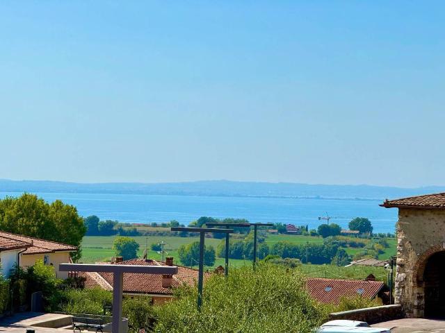Villa Indipendente in vendita a Bardolino, Veneto