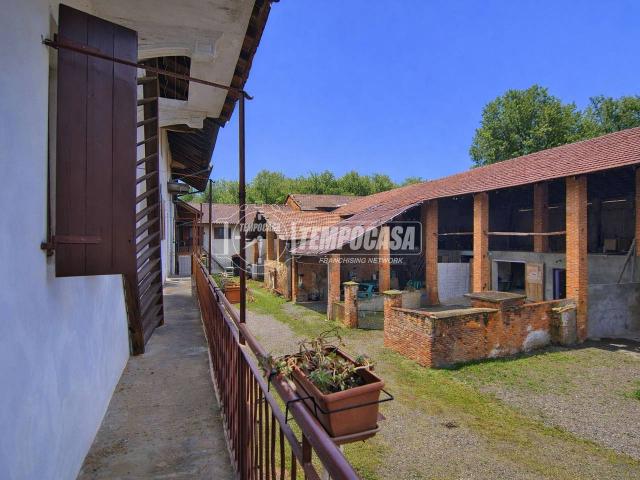 Villa Indipendente in vendita a Piemonte, Novara