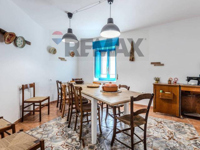 Villa Indipendente in vendita a Baressa, Sardigna/Sardegna
