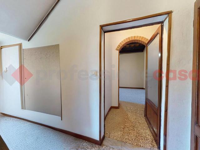 Villa Indipendente in vendita a Unione dei comuni Media Valle del Serchio, Barga