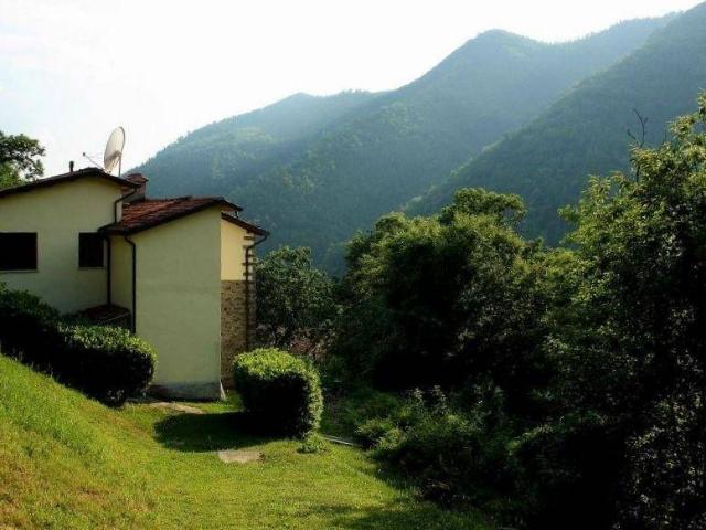Villa Indipendente in vendita a Unione dei comuni Media Valle del Serchio, Barga