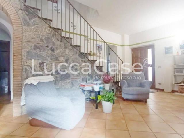 Villa Indipendente in vendita a Unione dei comuni Media Valle del Serchio, Barga