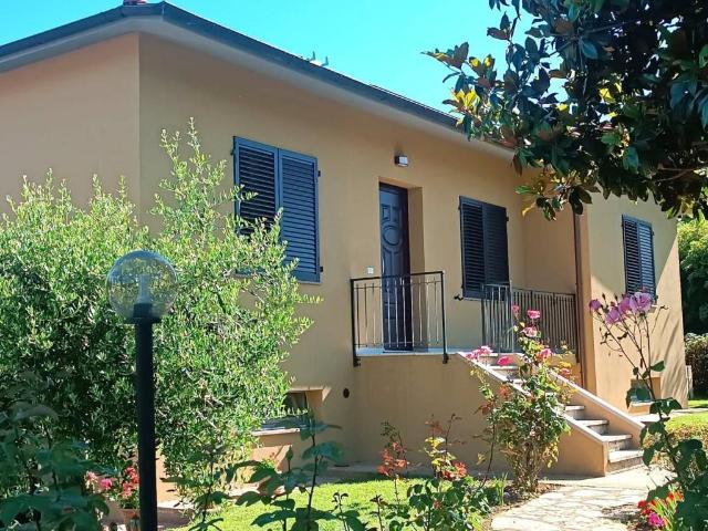 Villa Indipendente in vendita a Unione dei comuni Media Valle del Serchio, Barga