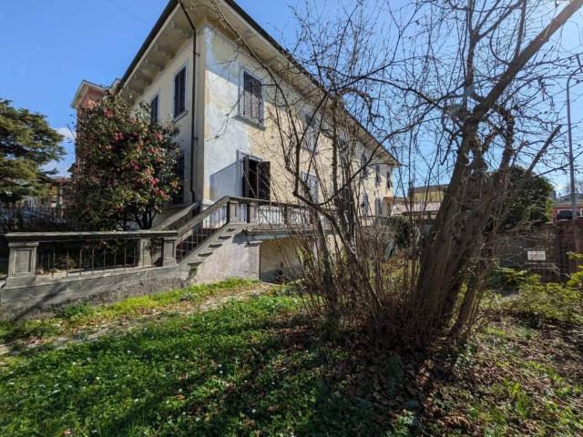 Villa Indipendente in vendita a Unione dei comuni Media Valle del Serchio, Barga