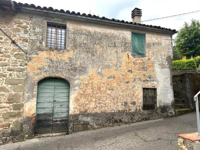 Villa Indipendente in vendita a Unione dei comuni Media Valle del Serchio, Barga