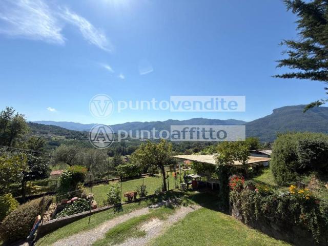 Villa Indipendente in vendita a Fornaci di Barga, Barga