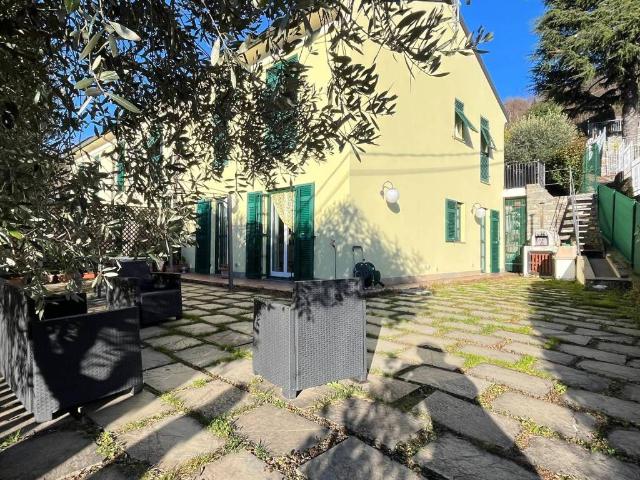 Villa Indipendente in vendita a Bargagli, Liguria