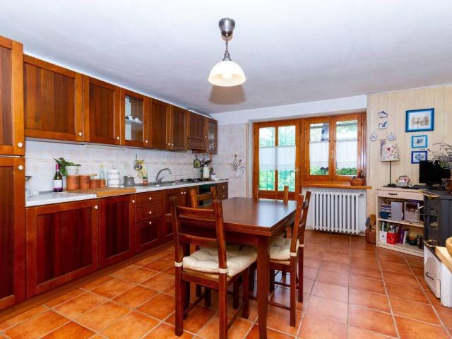 Villa Indipendente in vendita a Piemonte, Cuneo