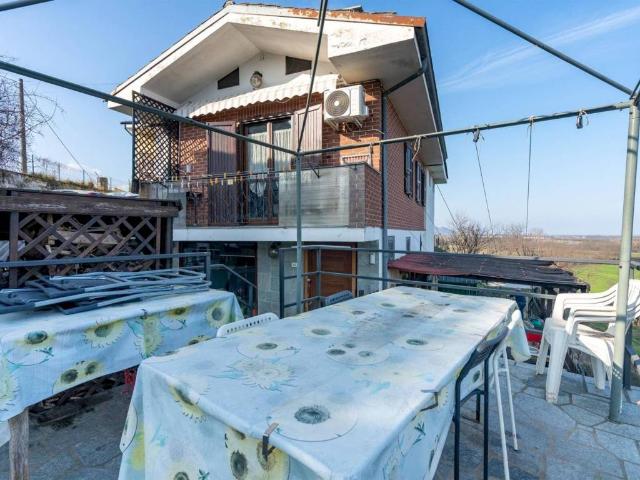 Villa Indipendente in vendita a Torriana, Barge