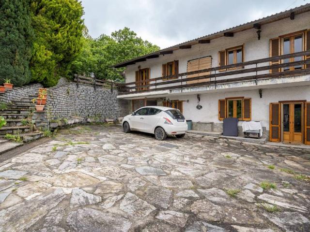 Villa Indipendente in vendita a Sant'Antonio, Piemonte