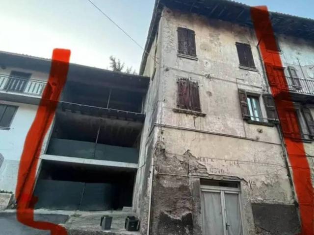 Palazzo in vendita a Comunità montana della Valle Sabbia, Barghe