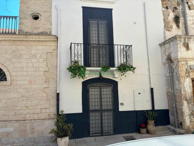 Villa Indipendente in vendita a Municipio 4, Puglia