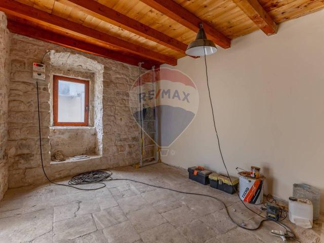 Villa Indipendente in vendita a Municipio 4, Puglia