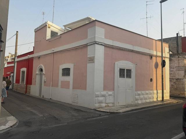 Villa Indipendente in vendita a Puglia, Bari