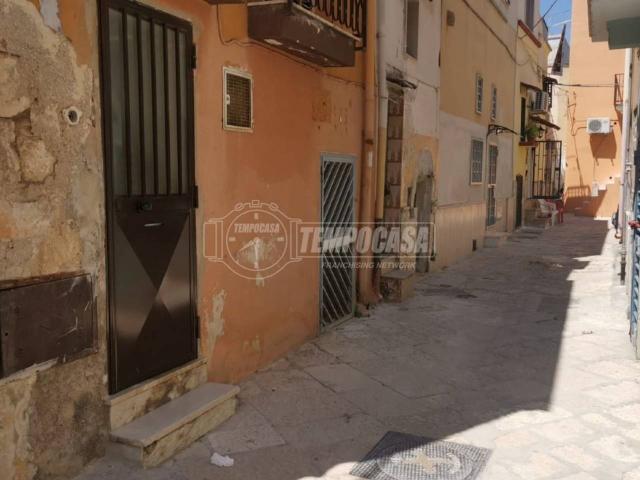 Villa Indipendente in vendita a Municipio 4, Puglia
