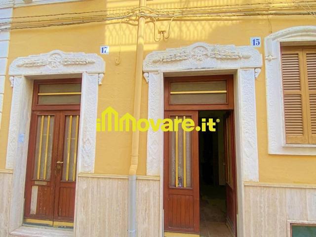 Villa Indipendente in vendita a Municipio 4, Puglia