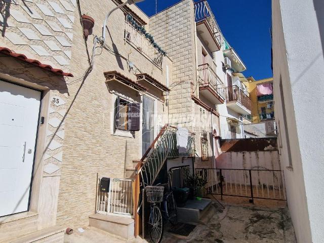 Villa Indipendente in vendita a Carbonara di Bari, Puglia