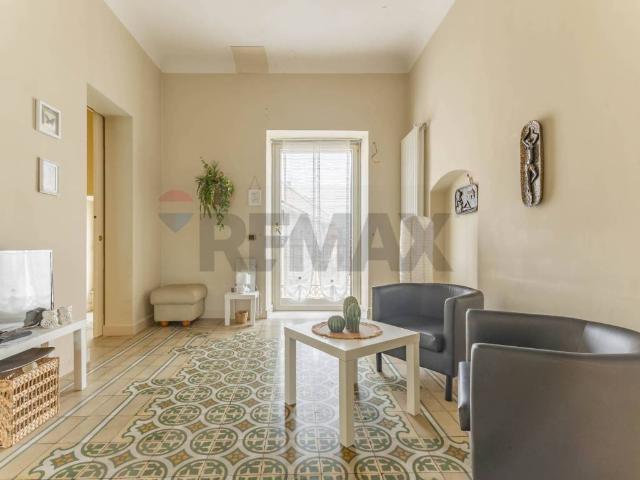 Villa Indipendente in vendita a Municipio 4, Puglia