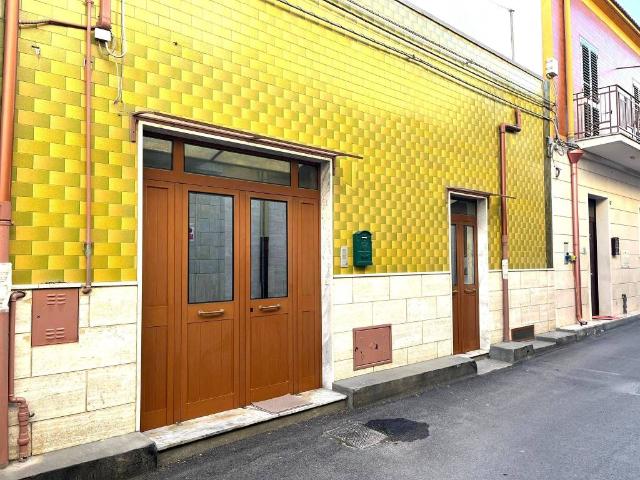 Villa Indipendente in vendita a Municipio 4, Puglia