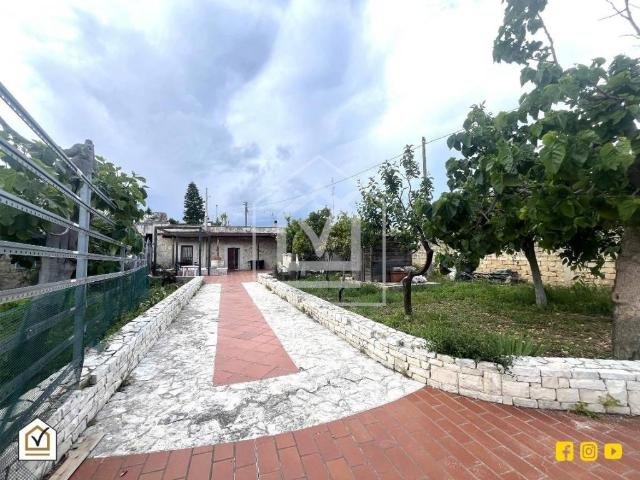 Villa Indipendente in vendita a Municipio 5, Puglia